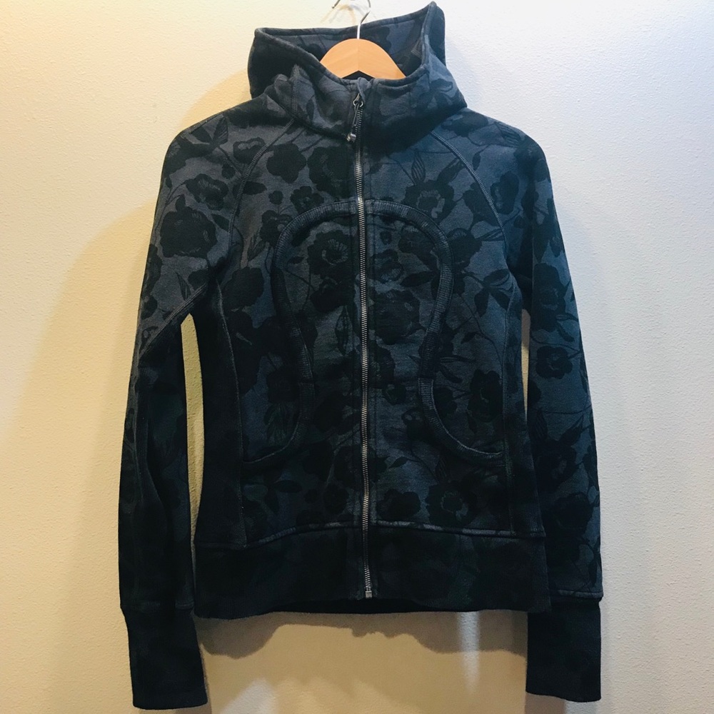 EUC • Lululemon Scuba Hoodie. • 6